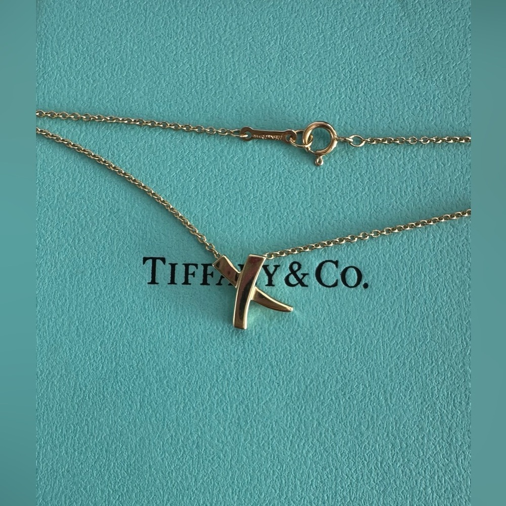 TIFFANY 18K Yellow Gold Paloma Picasso Graffiti X Pendant Necklace